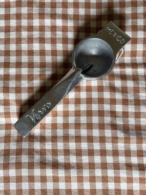 Vevor Mexico Cast Metal Juicer - Silver